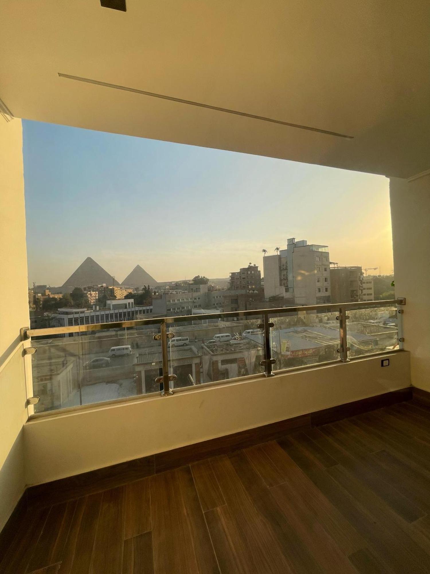 Roone Pyramids View